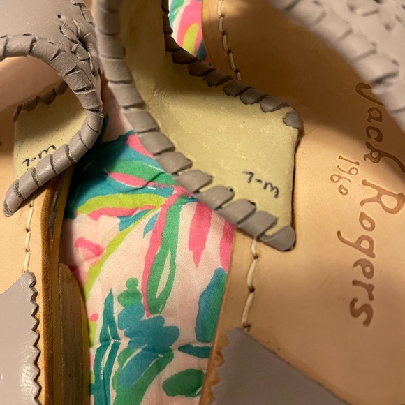 Jack Rogers sandals.  Grey size 7.  Beautiful and New! - Picture 4 of 4